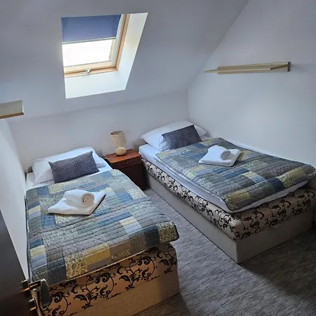 Florencia Πανσιόν 3*